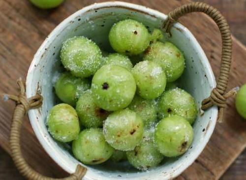  运气|这水果全身都是宝，想吃得靠运气，洗一洗撒上盐，入口有回甘！