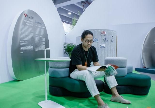  寓言|太空办公的未来寓言