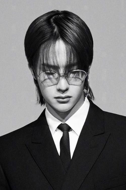  节目中|张萌被王一博跳舞圈粉，想让杜华安排合作，粉丝向她提供角色建议