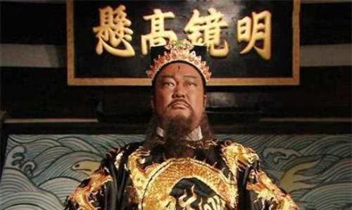  坏人|老农报案牛舌被坏人偷了，包拯：回去把牛杀了，小偷自然会来投案