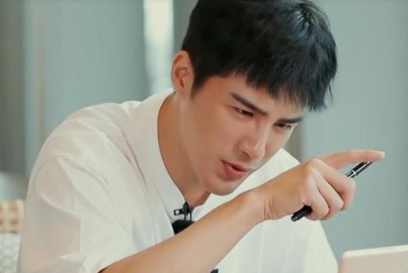  姜潮|姜潮说出自己隐私，本来为了节目效果，却暴露了麦迪娜有多懒