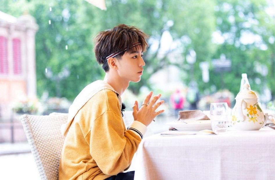  知情人|王俊凯录中餐厅4片酬被扒，看到数额，知情人爆料是他自己要求的