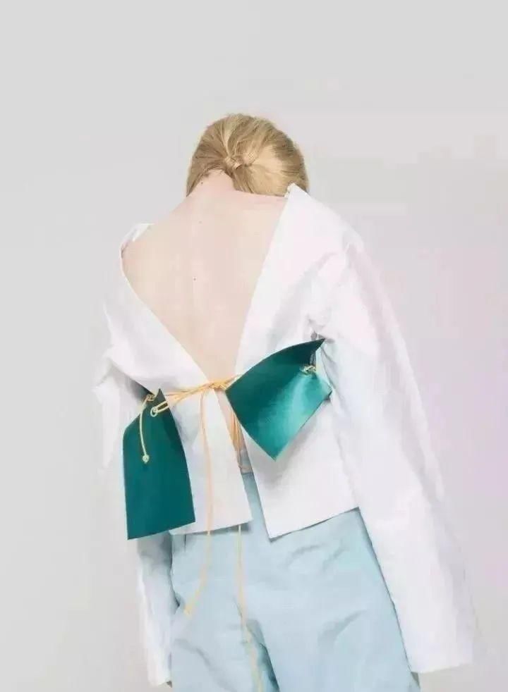 细节|时装背部细节表现丨绝对不能敷衍的背部设计