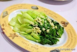  午餐|晒一下我家的午餐，有荤有素，好吃入味，一家6口挺适合