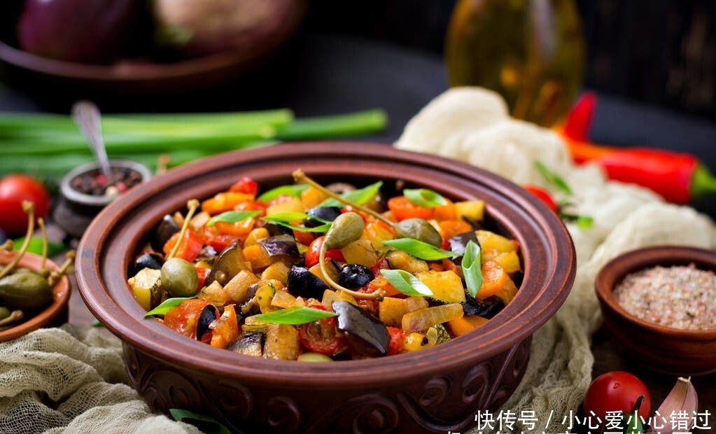 解馋|茄子此吃法真香,不用炸不凉拌,用它加肉一起做,真解馋