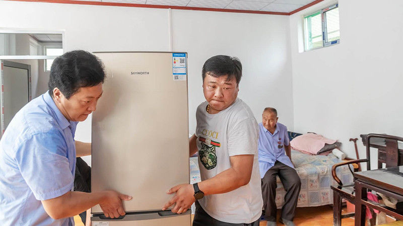 历城区|济南历城区：“八一”前夕，90岁老兵收到暖心大礼