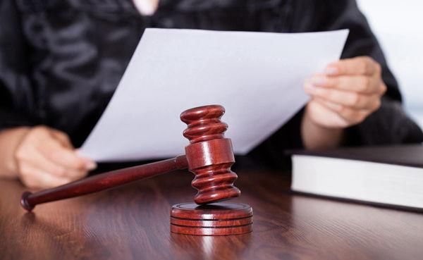 获赔|李佳琦人格权纠纷案获赔16万 未经同意擅用其肖像