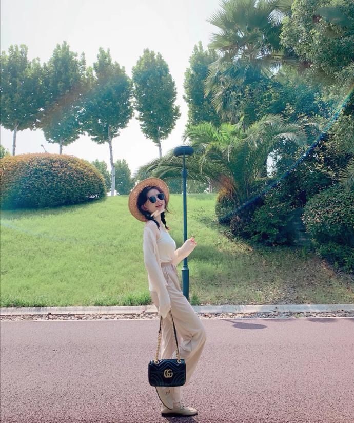  搭配|衣服再漂亮也要人搭配，不懂这些穿衣小技巧，你只会“土”的可爱