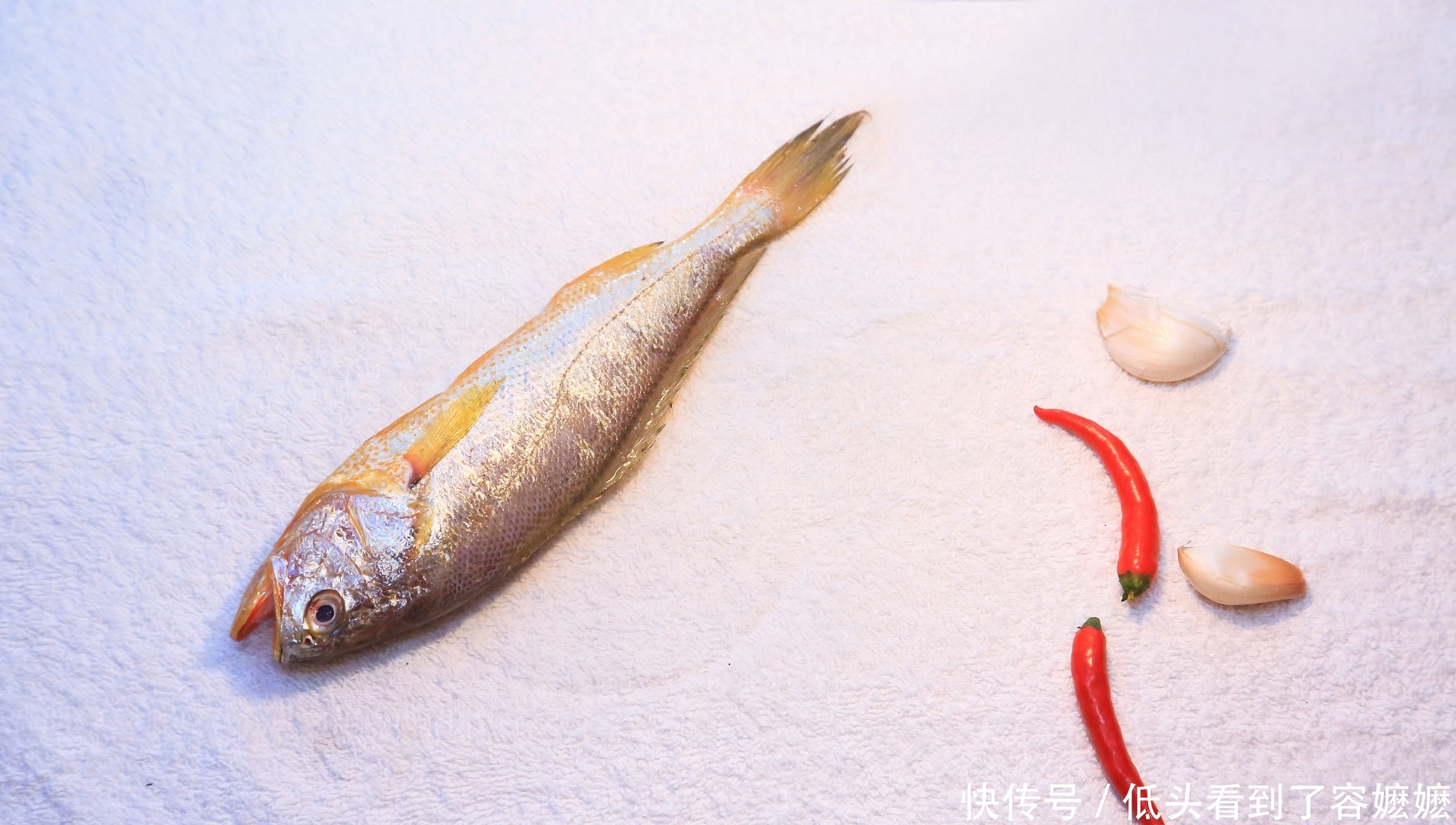  做出|在家做出农家红烧小黄鱼，汤汁味美，鱼肉香嫩，开胃又下饭