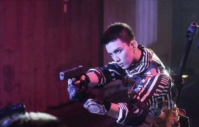  游戏|鹿晗、吴磊《穿越火线》来袭，穿越时空的热血之旅