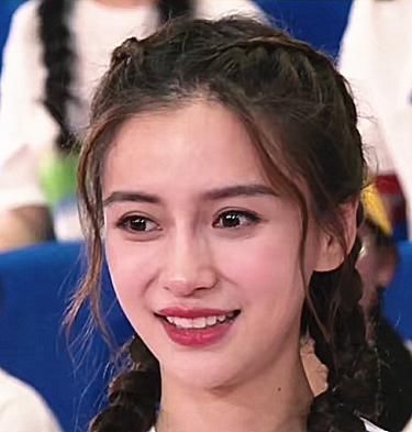  baby|《奔跑吧》开播100期，李晨郑恺都哭了，谁看到baby的反应