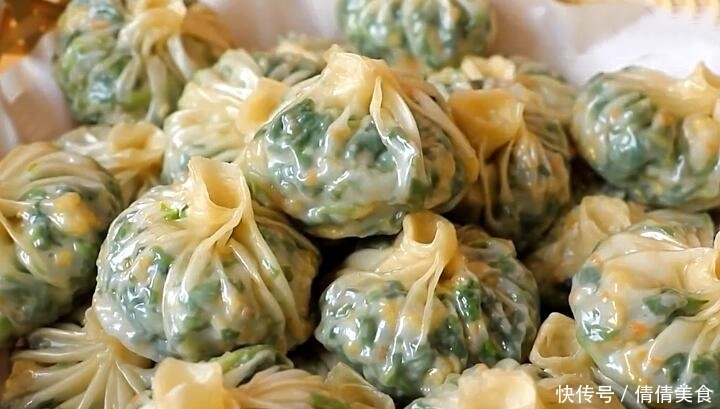包子|此菜正当季,包成包子,鲜嫩多汁特好吃,做一锅不够吃