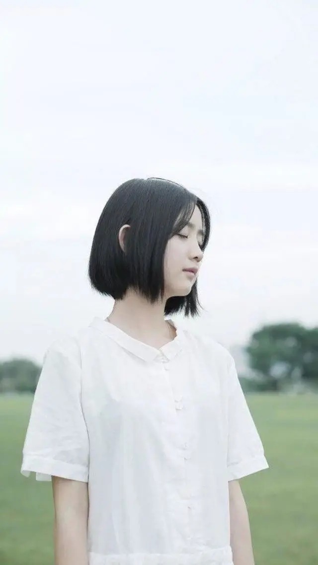 角度|女生拍照想要五官立体，试试这个角度，面部显瘦效果好