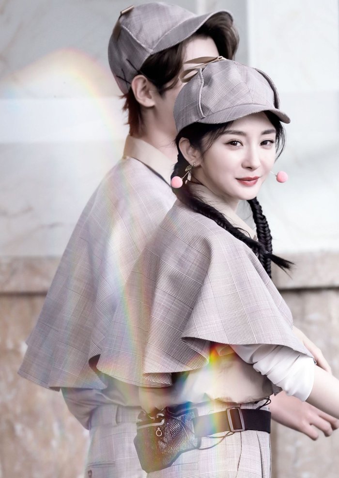 发型|辣妈变少女的发型，首选双马尾，杨幂郑爽都换上了，让你美过初恋