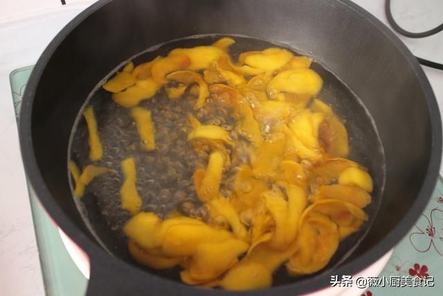  罐头|夏天，遇到这水果一买就是10斤，做成糖水罐头，孩子可以放心吃