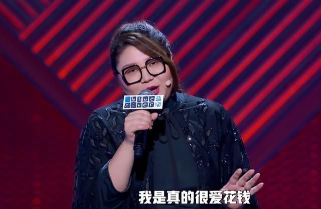  触怒|为工作牺牲身体理所应当！杨天真的最新发言，为什么触怒了公众？