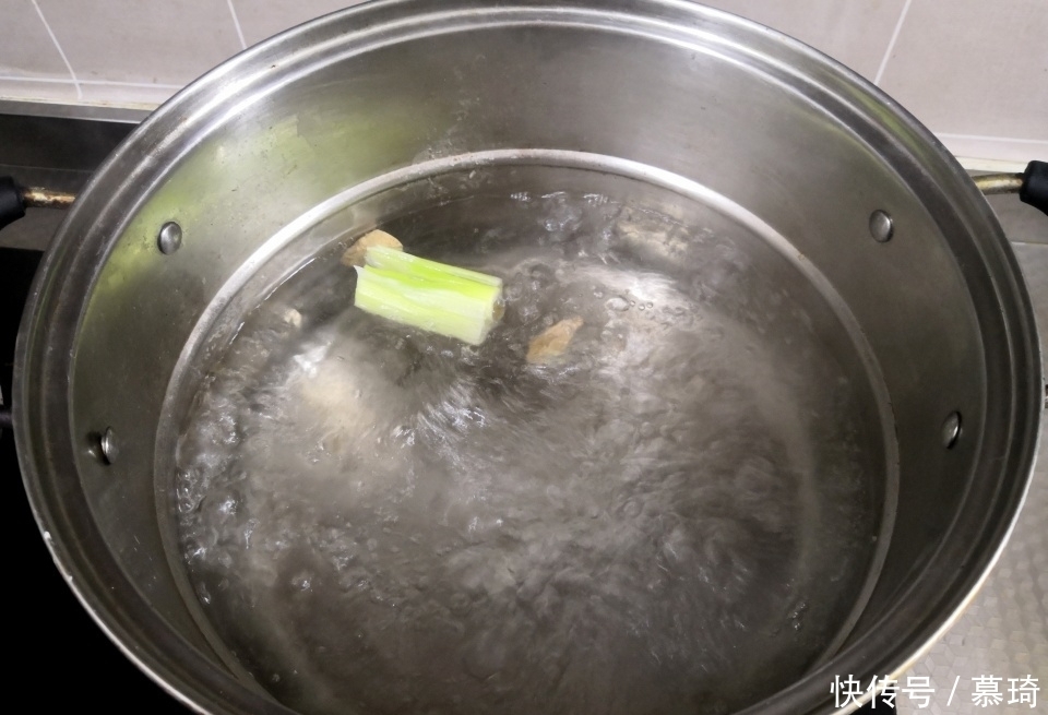 身体|入秋后，抓紧吃点此菜，做包子最适合，口感香，身体壮降秋燥