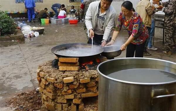 救灾|方便面是救灾神器，为什么不能当士兵的干粮？原来有这些缺点