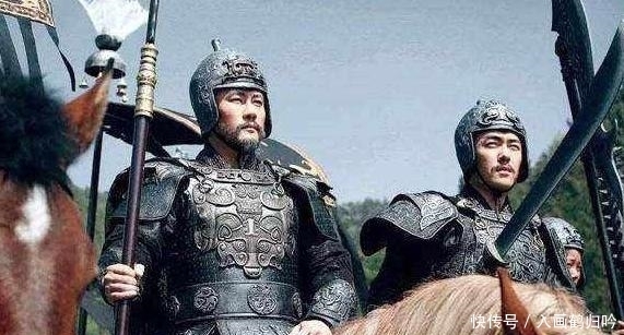 武力|夏侯惇的地位如此高,那他的武力是什么水平?和许褚差距有多大?