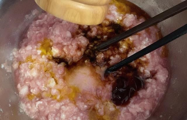 怪味|调肉馅,最忌放“这2味”调料,很多人不懂,难怪饺子不香有怪味