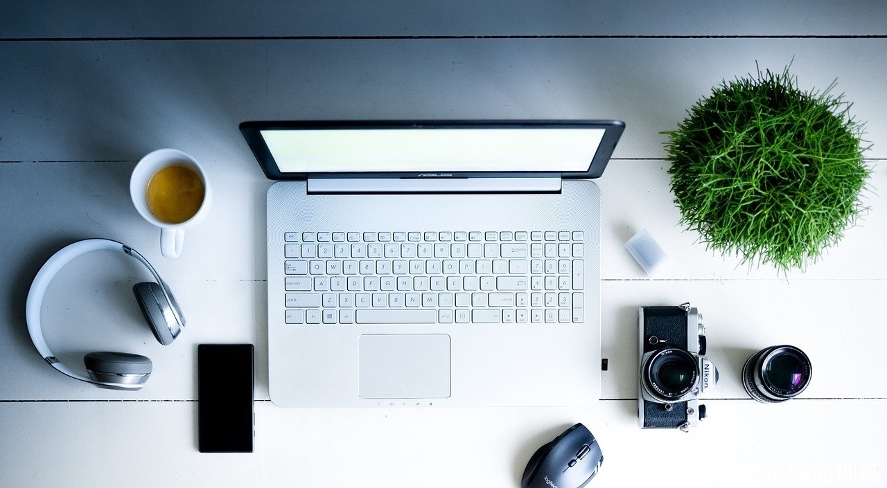 参加|以前关系再好,也别一起参加同学聚会,容易破坏感情