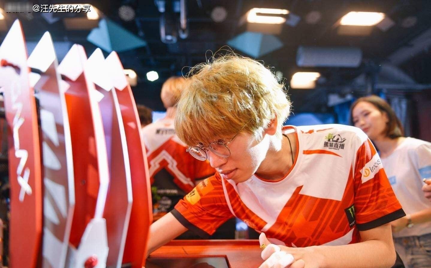 确认|LPL：抽签人选确定？御三家各出一人，金贡确认再打一年