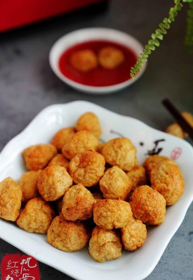  外酥|虾仁这做法外酥里嫩吃着香，不炒不蒸也不煮，做法简单几乎不用油