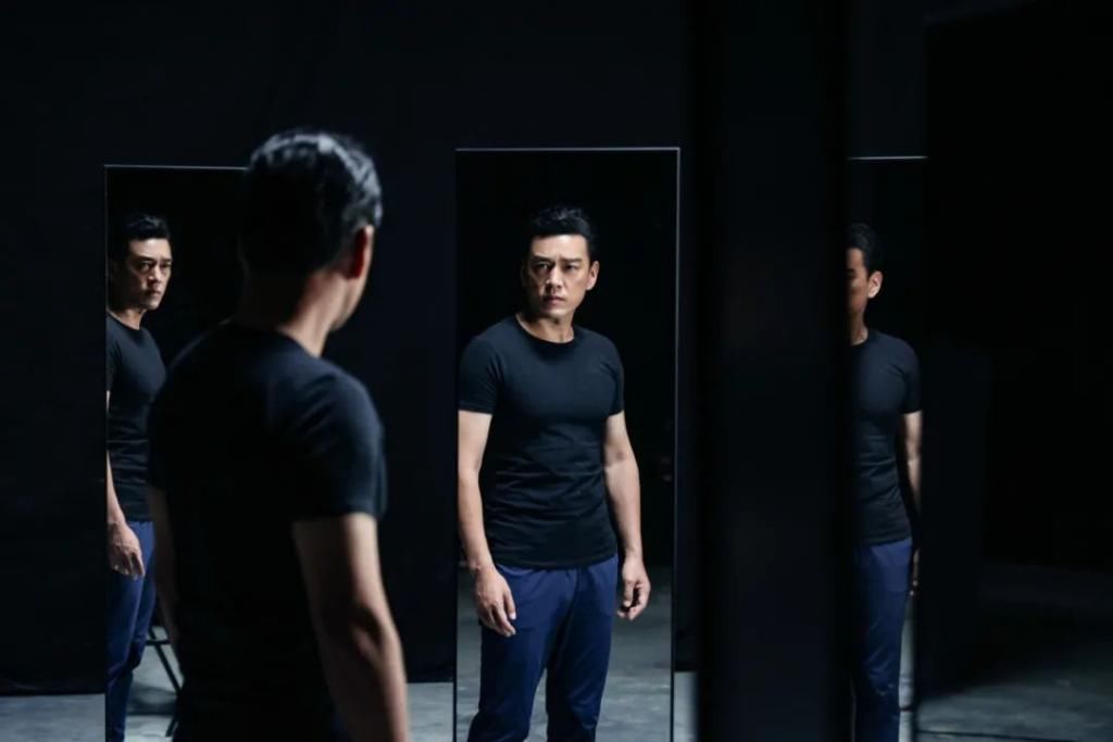  分饰两角|见过一人分饰两角的，但你见过一人分饰22角的吗？