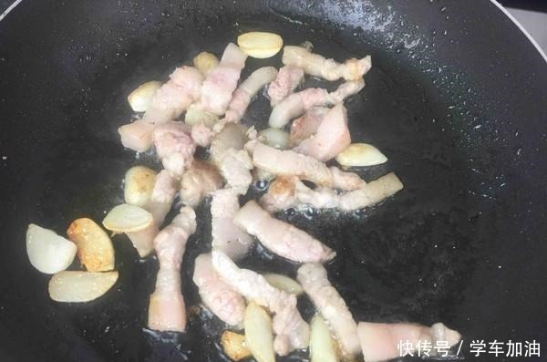 耽误|猪肉冻得再硬，加几滴它，解冻只需要3分钟，完全不耽误炒菜