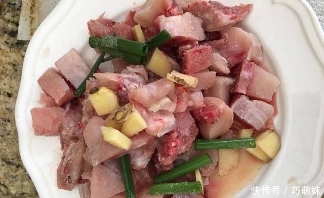  备用|美食诱惑，爱吃兔肉的朋友要注意了！教你美味营养的兔肉山药汤，好吃到不行