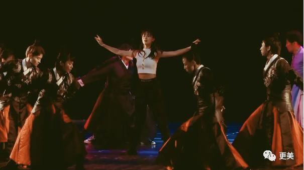  袁冰妍|一夜掉粉6W，吃完CP红利转身冷暴力女同事？刚火顶流要糊…