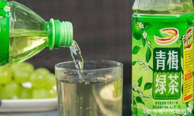 奶茶|渴到嗓子“冒烟”也不喝的饮料,图2喝出表情包,图4是00后最爱