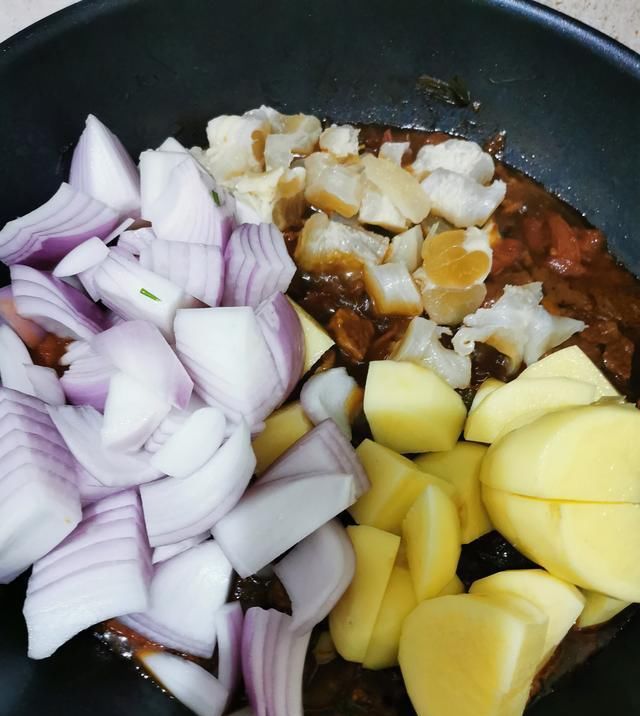 西红柿|西红柿土豆烧牛肉