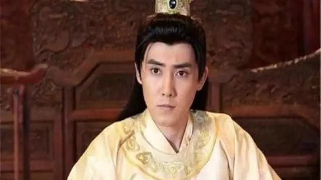 成功|朱棣靖难成功后，也面临着削藩问题，他又是如何做的？