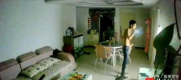 陈女士家|十几层的高楼,男子翻窗入室!偷盗还不忘顺走几本书…