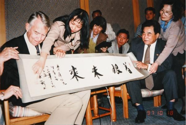 心服口服|放牛娃把美国王牌飞行员打得心服口服