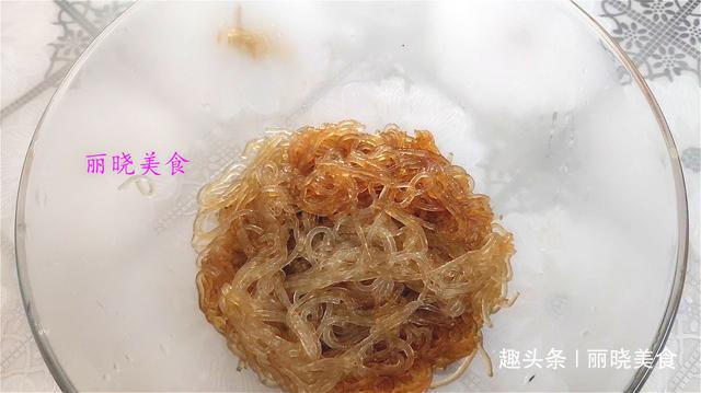 韭菜碎|蒸包子,牢记不要直接上锅蒸,诀窍告诉你,包子松软好吃,不塌陷