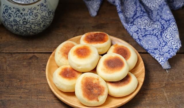  烤箱|1根山药2个鸡蛋，无水无油，无需烤箱的小面包，孩子一吃就是一盘