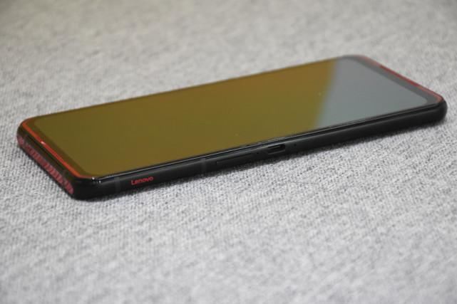 首发|拯救者电竞手机Pro测评:首发骁龙865+ 整体性能出色