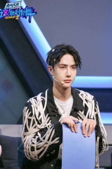  新一集|《这就是街舞》最新一集各路大神各显神通，是谁成功打动四位队长