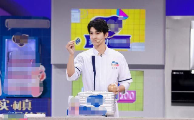  隐藏|《鲜厨100》的隐藏吃货，今年最下饭综艺配最帅气的鲜肉，爱了！