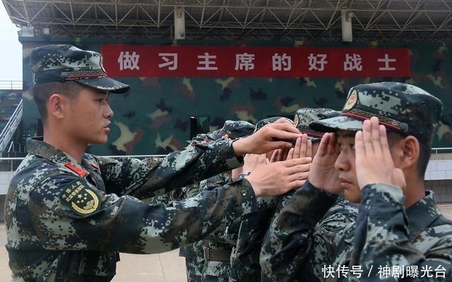 退伍回|当两年兵和五年兵有什么区别?