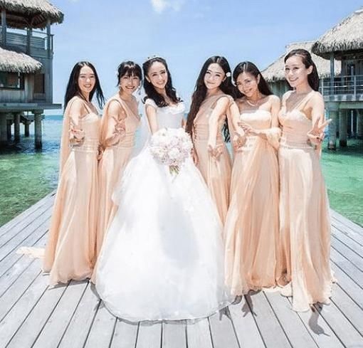 如今|那年佟丽娅结婚，被吐槽是“最寒酸伴娘团”，如今个个大红大紫