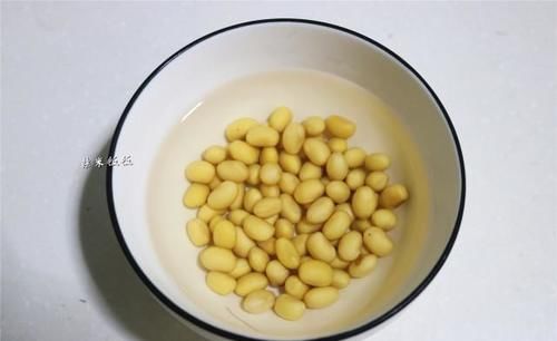  饮料|三伏天别喝饮料了，学87岁奶奶做豆浆，清热去火，营养好喝