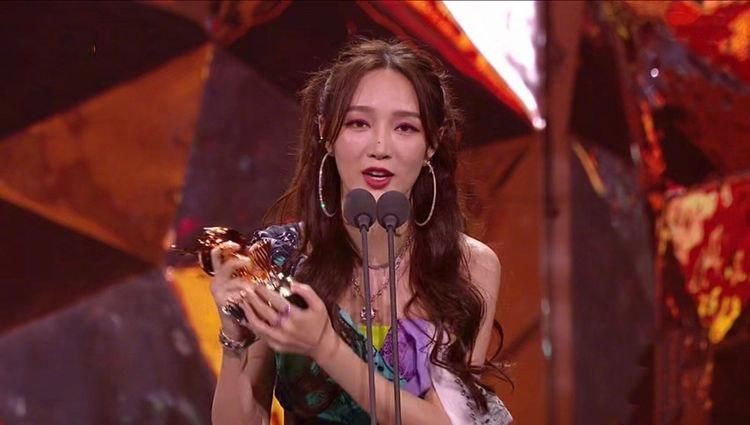  惊喜|《乘风破浪》成团夜：惊喜和槽点并存，宁静第一名，黄龄第七名