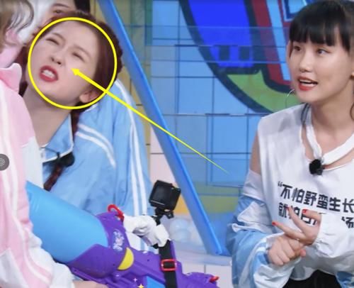  许佳琪|许佳琪被问讨厌鞠婧祎的三个地方？听她三句回答，虞书欣不肯放过她