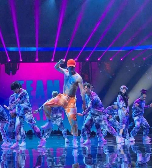  总决赛|《街舞3》总决赛惹争议，王一博、张艺兴无缘第一，又是综艺效果？