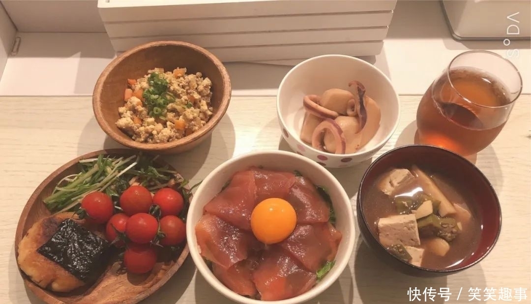 走红|日本16岁女生的独居生活，通过三餐晒照走红，网友看后直呼羡慕了