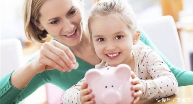 超市|4岁孩子逛超市拿零食忘付钱,超市要求十倍付款,宝妈做法获称赞