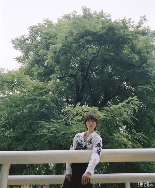  萧山|R1SE家境揭秘，萧山阔少何洛洛，茶庄少主焉栩嘉，而他最富有